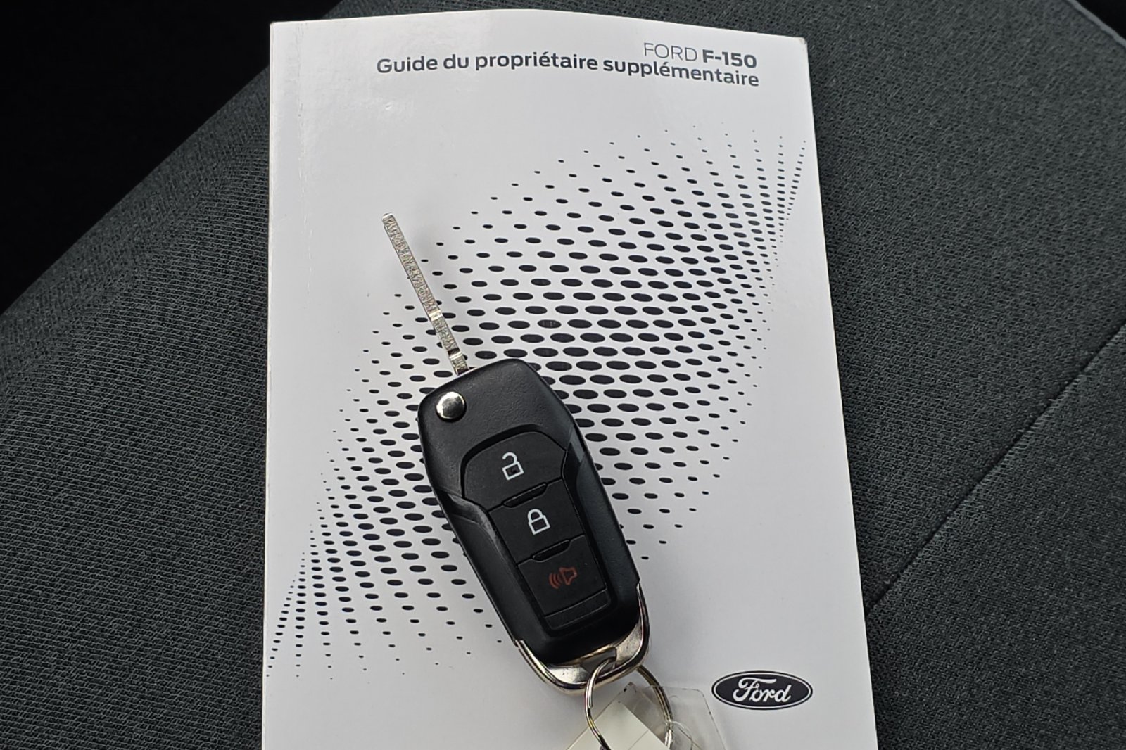 Used 2025 Iconic Silver Metallic Ford XLT image 26