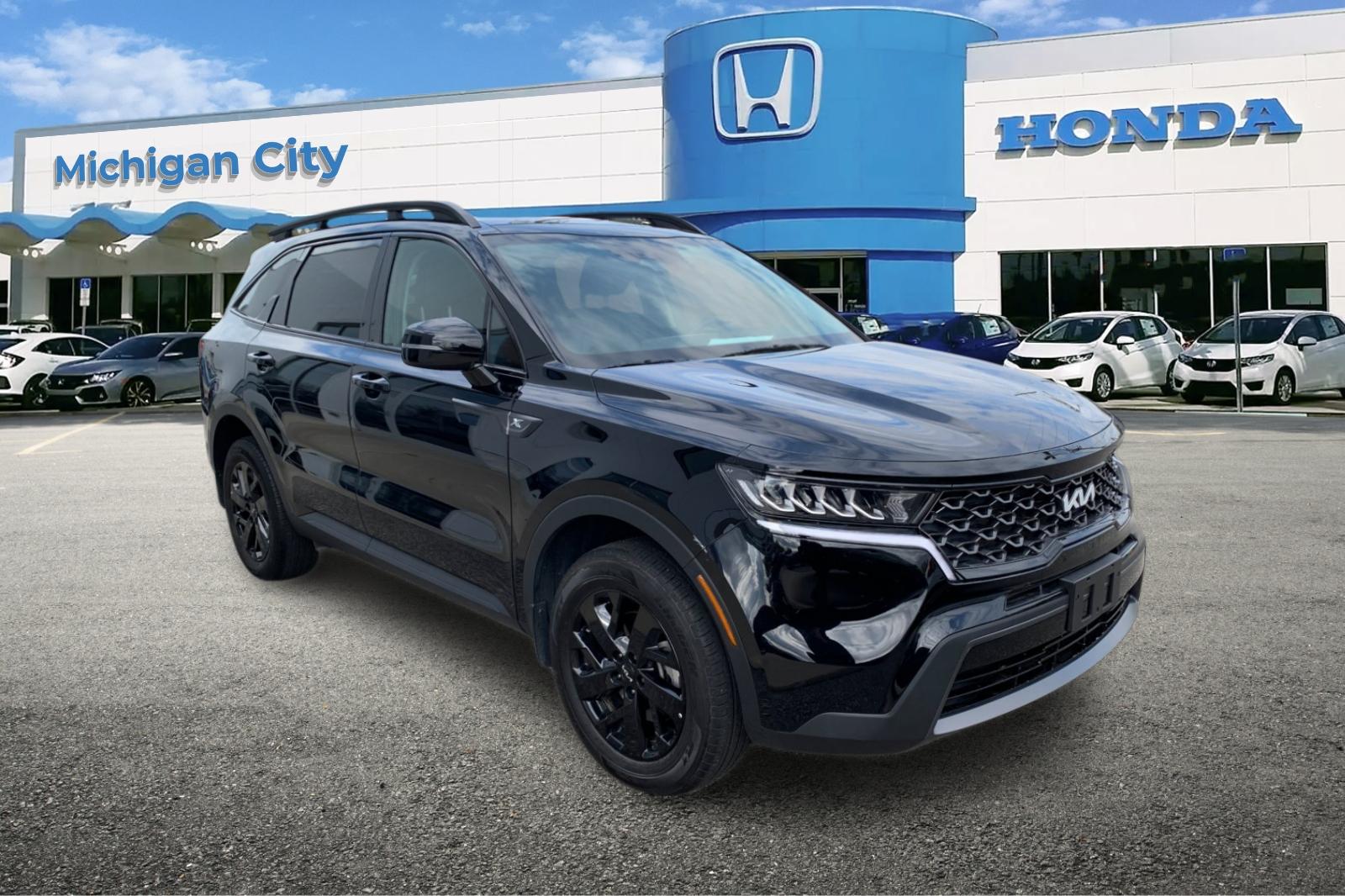 Used 2023 Black Kia X-Line S image 7