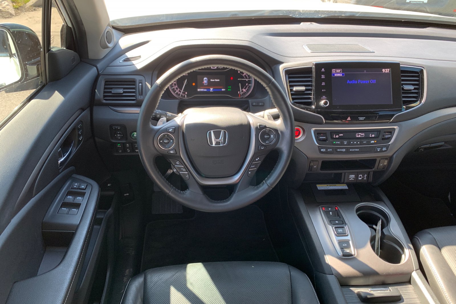 Certified Used 2022 Platinum White Pearl Honda RTL-E image 17