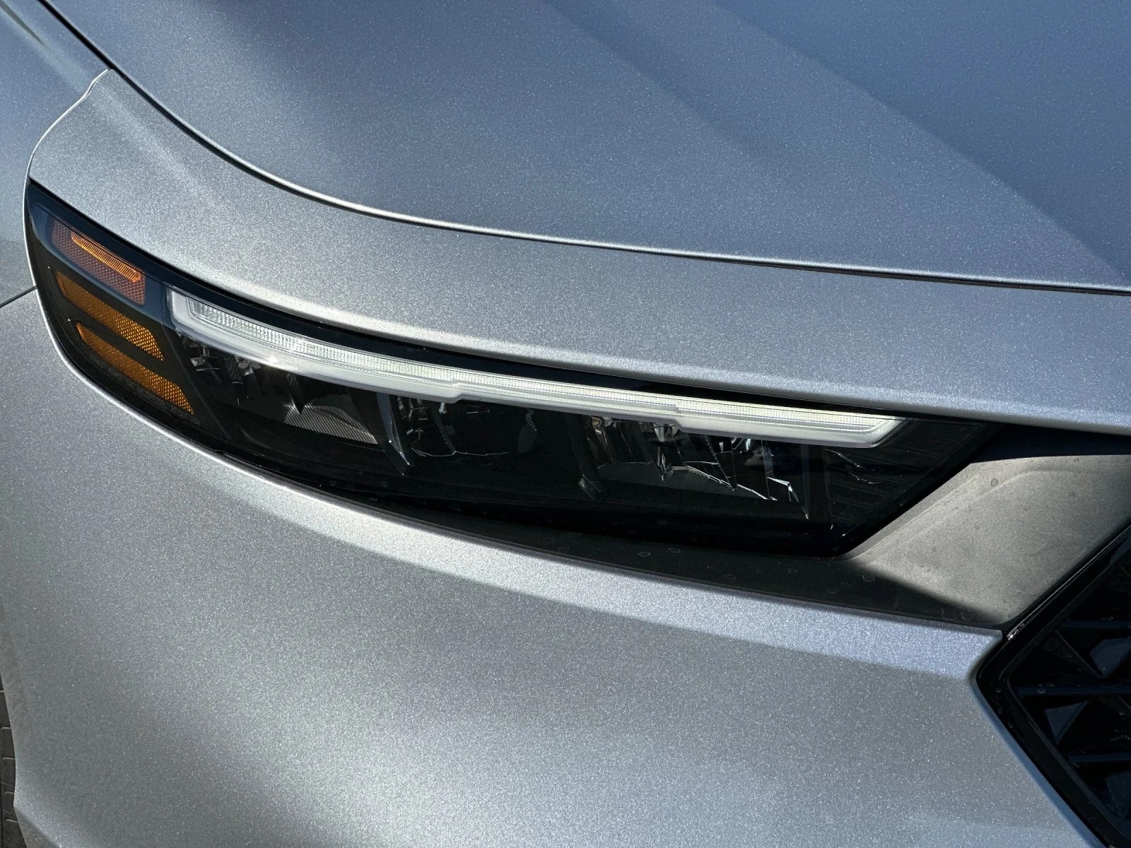 New 2026 Platinum White Pearl Honda LX image 29