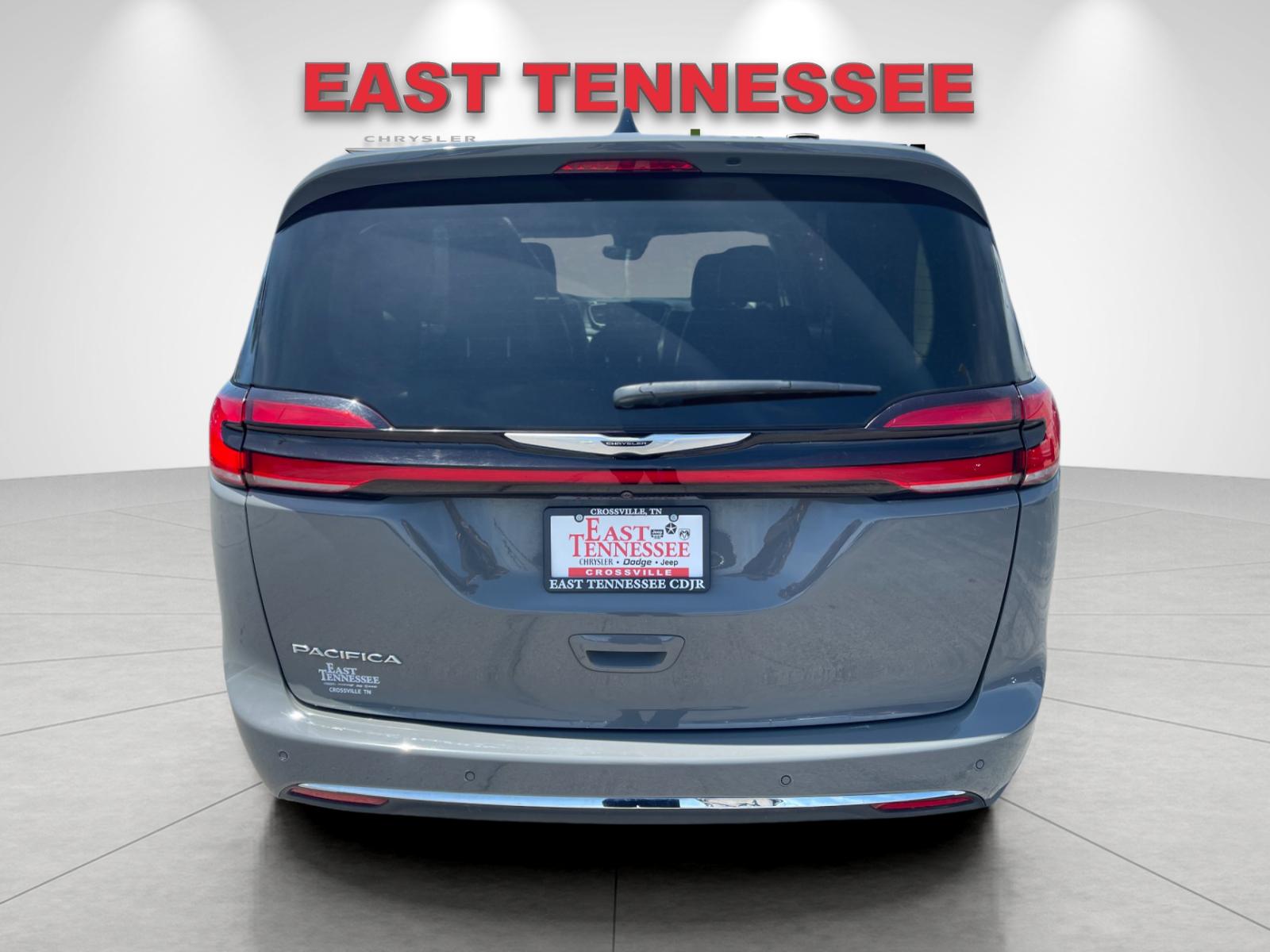 Used 2023 White Chrysler Touring L image 4