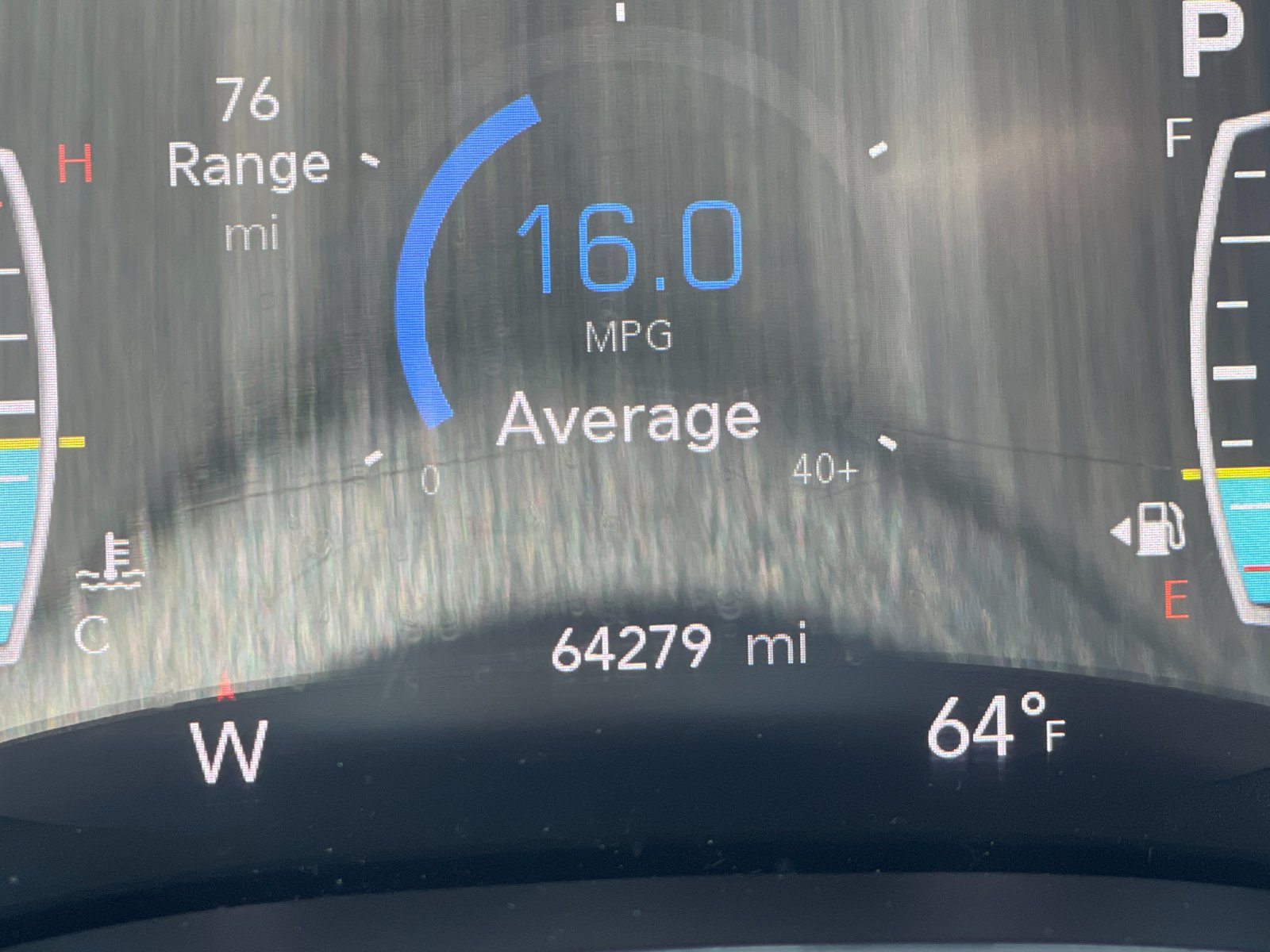 Used 2023 White Chrysler Touring L image 30