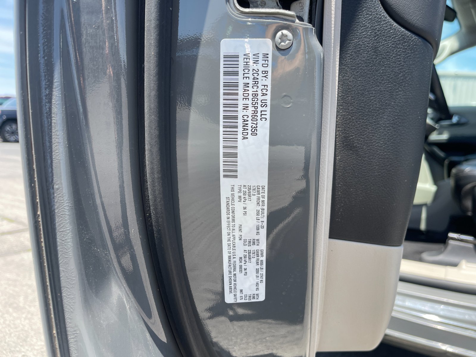Used 2023 White Chrysler Touring L image 33