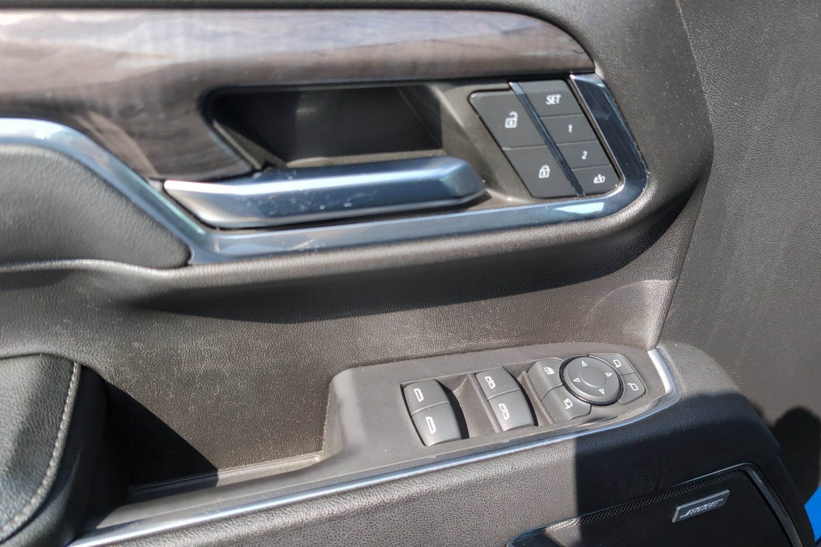 Used 2023 Blue Chevrolet LTZ image 12