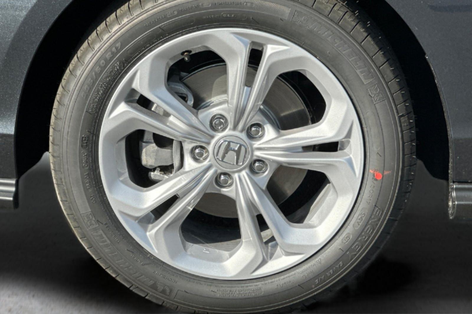 New 2026 Meteorite Gray Metallic Honda LX image 31
