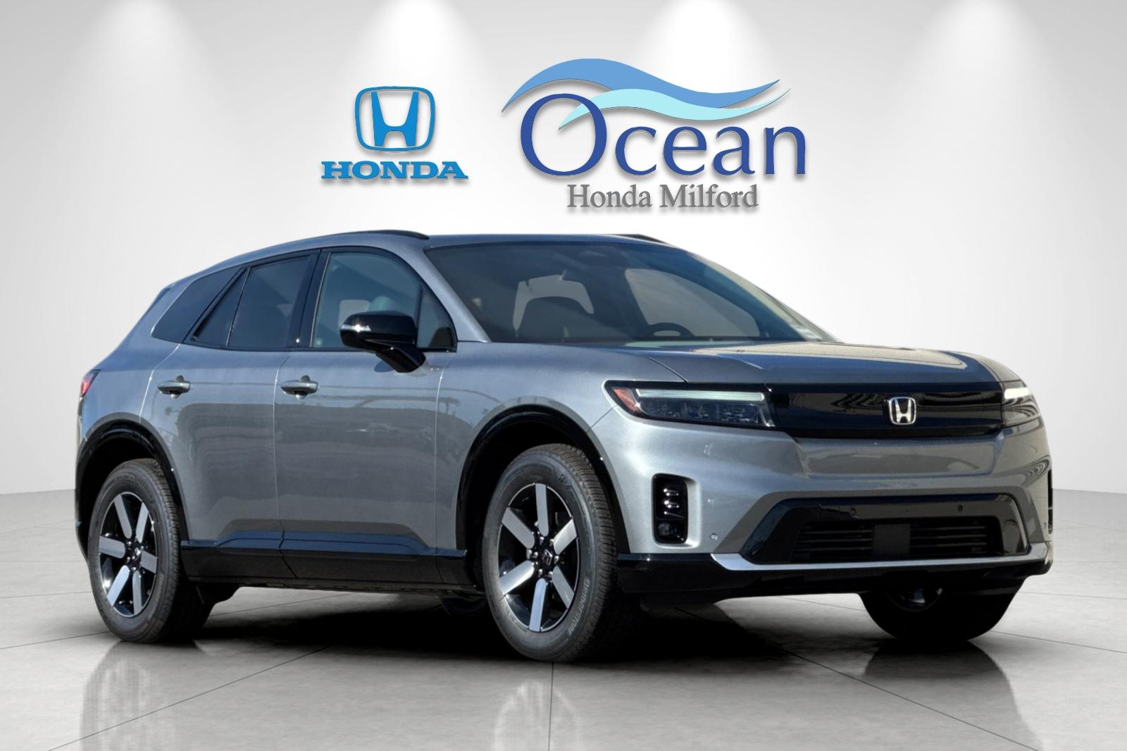 New 2026 Mercury Silver Metallic Honda AWD Touring image 7