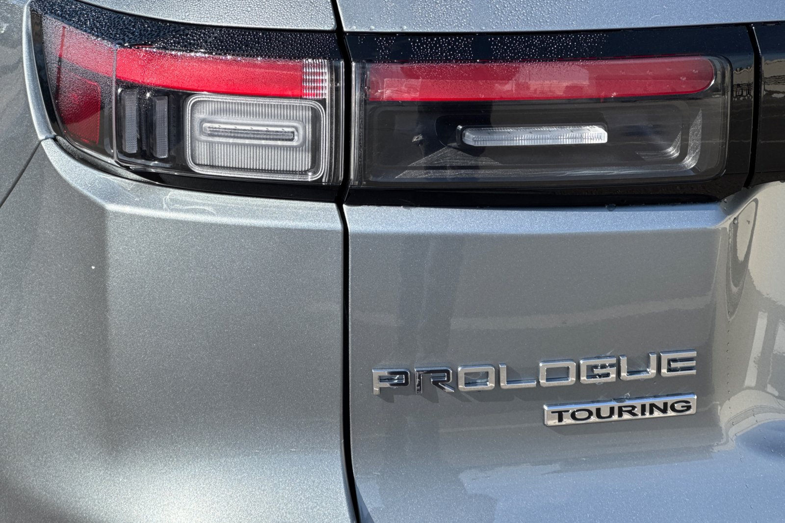 New 2026 Mercury Silver Metallic Honda AWD Touring image 31