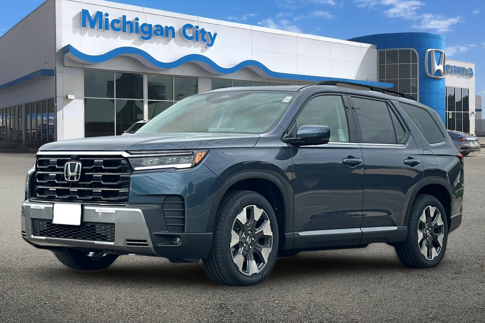 2026 Honda Pilot Touring AWD's photo