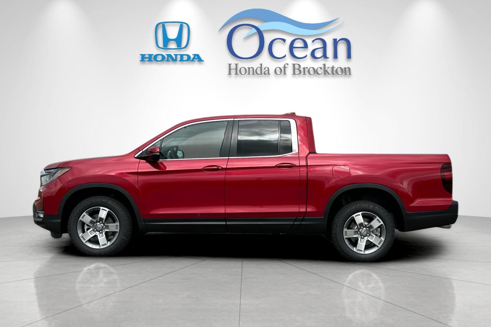 New 2026 Radiant Red Metallic II Honda RTL image 2