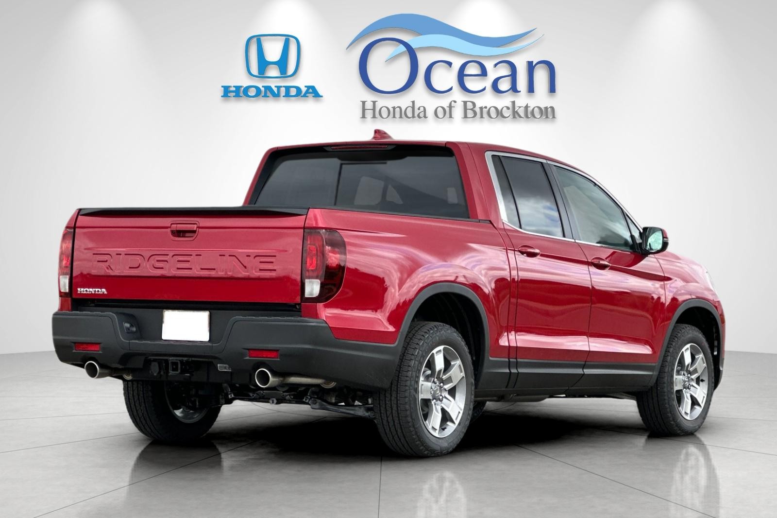 New 2026 Radiant Red Metallic II Honda RTL image 5