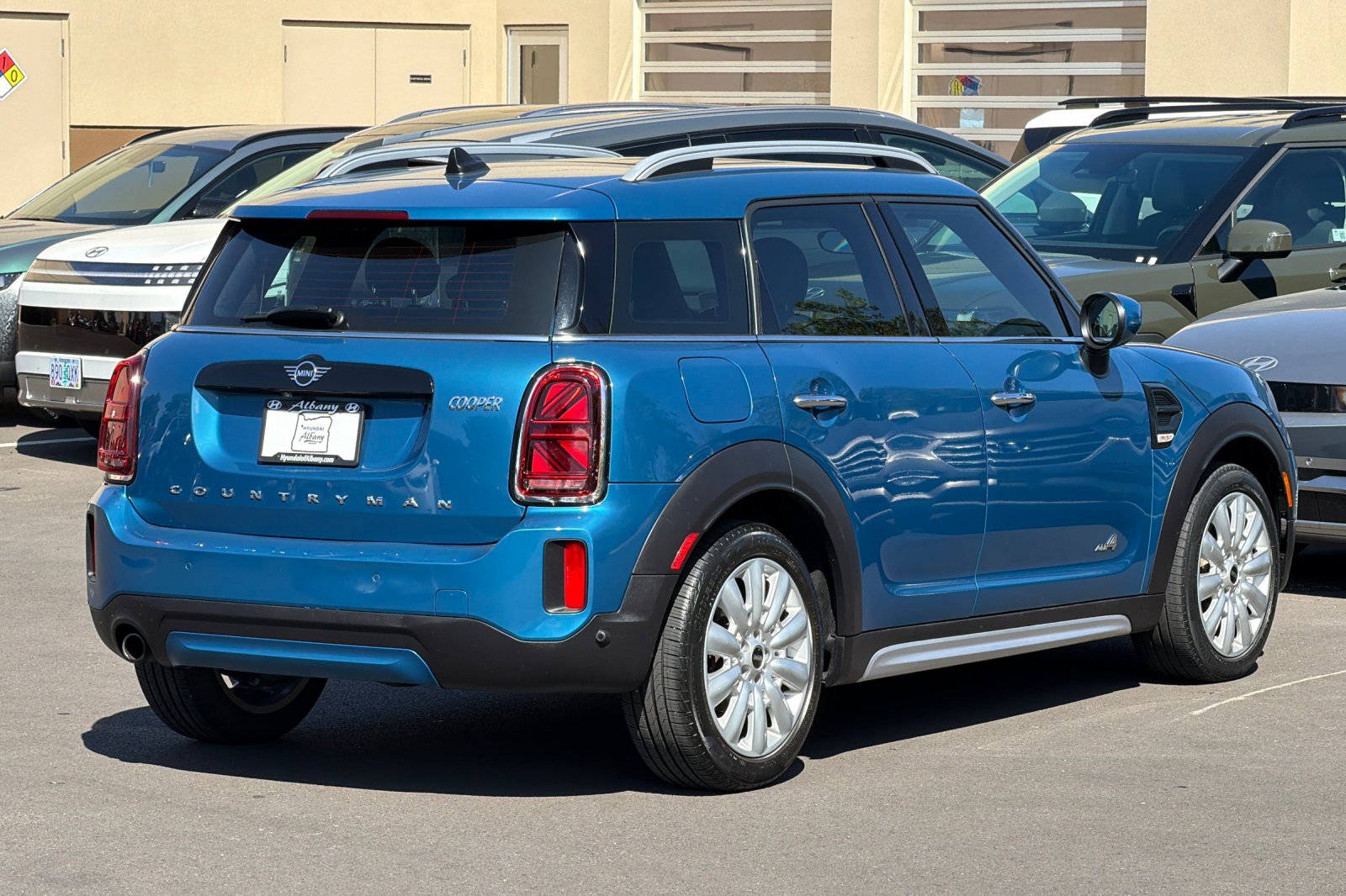 Used 2021 Blue MINI Oxford Edition image 4