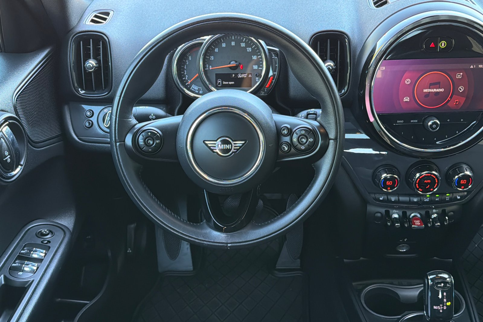 Used 2021 Blue MINI Oxford Edition image 11