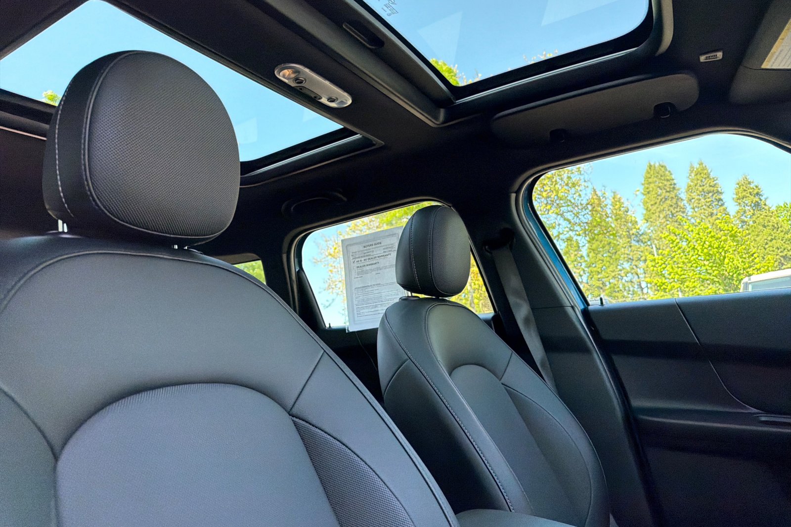 Used 2021 Blue MINI Oxford Edition image 14
