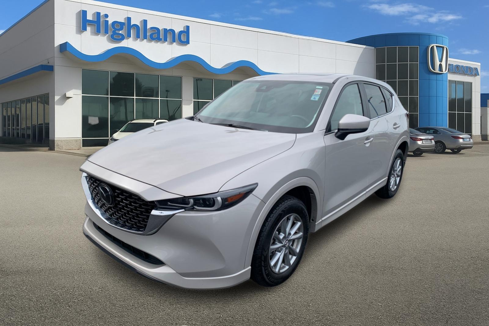 2025 Mazda CX-5 S Preferred package Auto AWD's photo