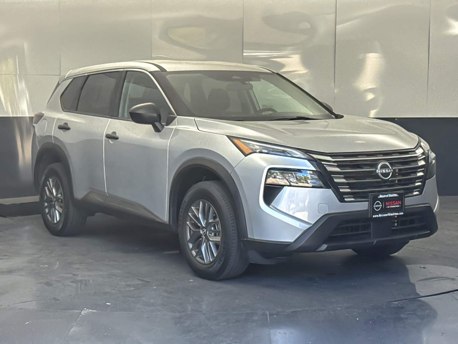 2024 Nissan Rogue S AWD's photo