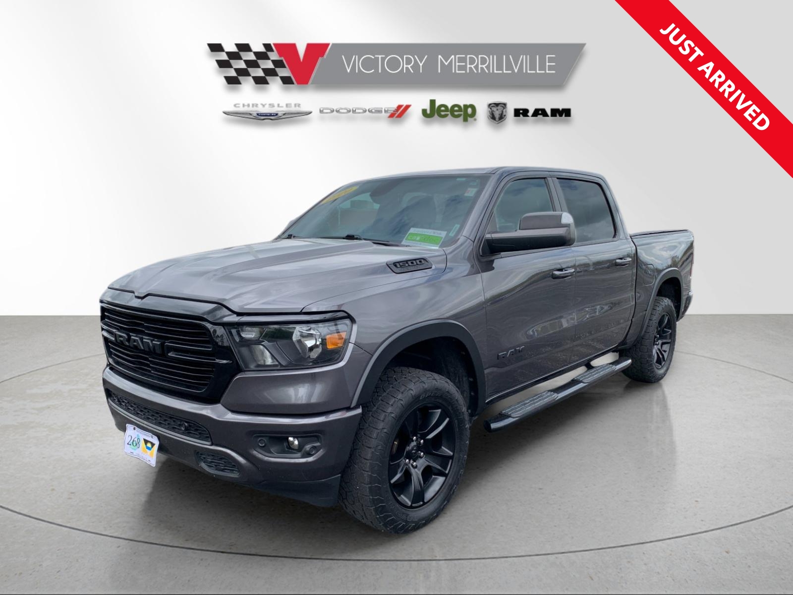 2020 RAM 1500 Big Horn/Lone Star 4x4 Crew Cab 5'7's photo