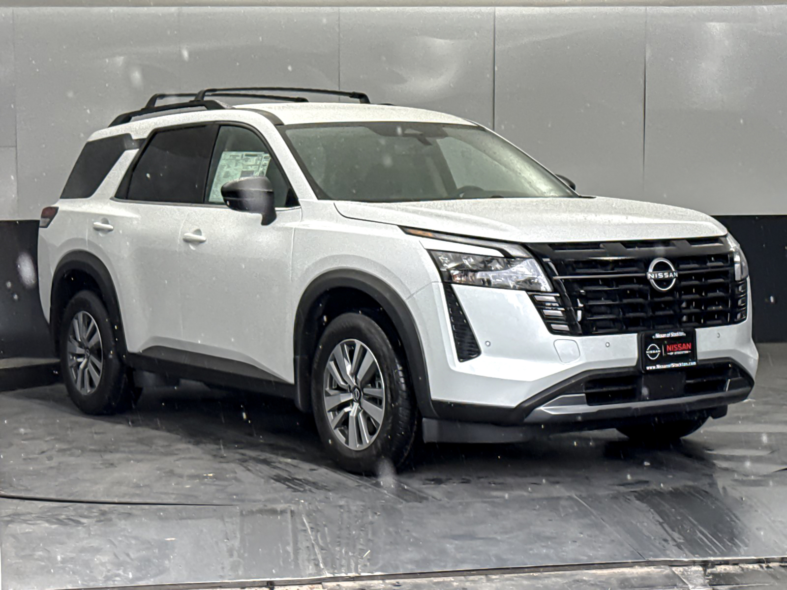 2026 Nissan Pathfinder SL 4WD's photo