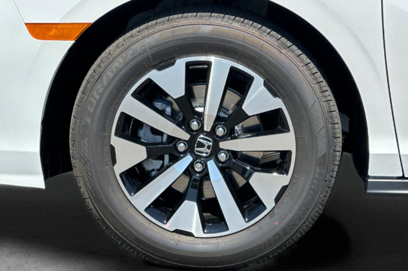 New 2026 Platinum White Pearl Honda EX-L image 34