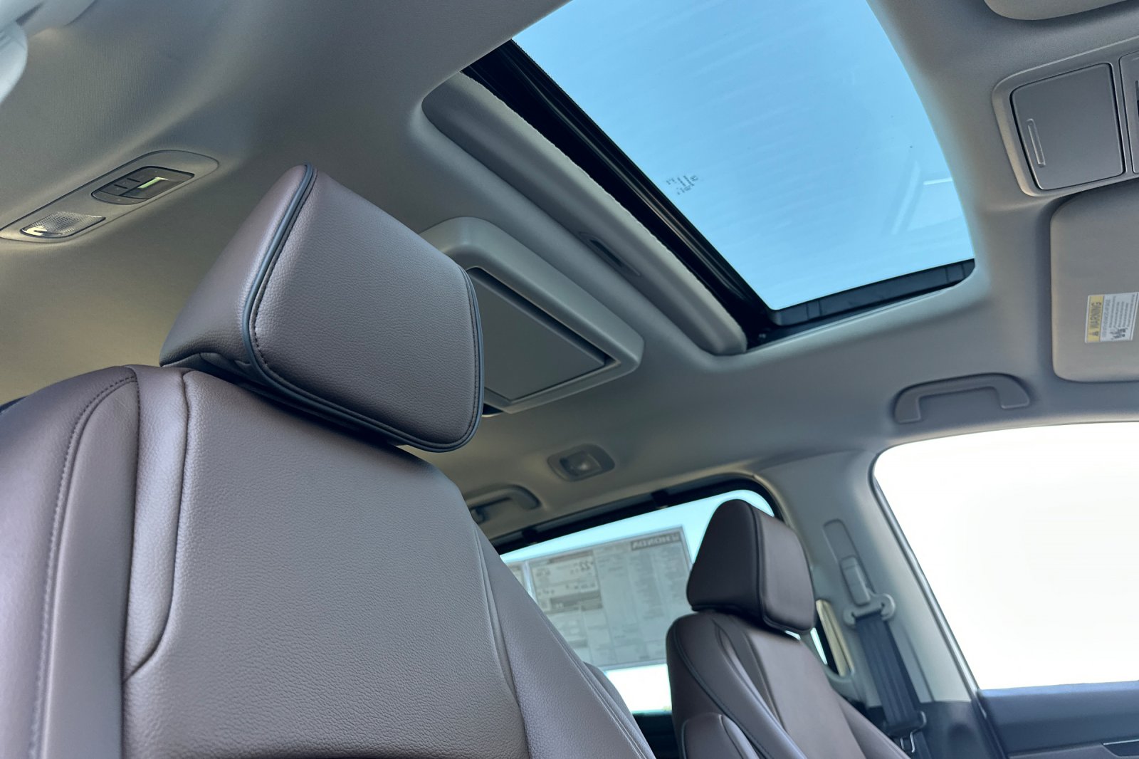 New 2026 Solar Silver Metallic Honda Touring image 20