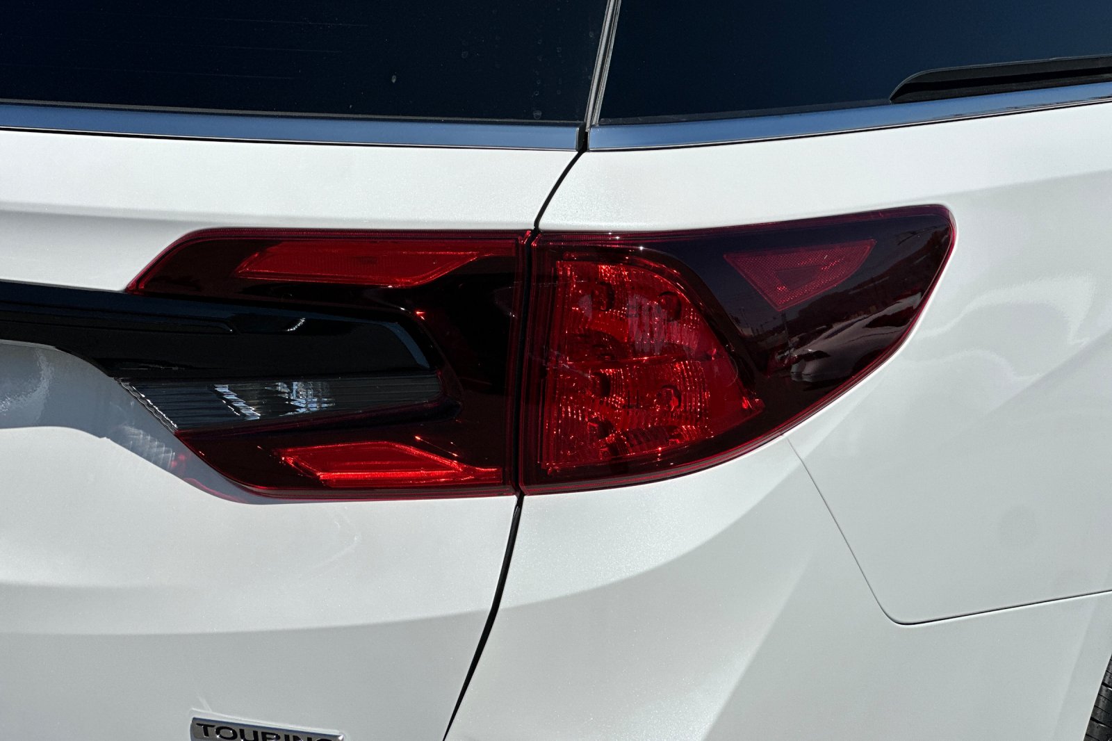 New 2026 Solar Silver Metallic Honda Touring image 34