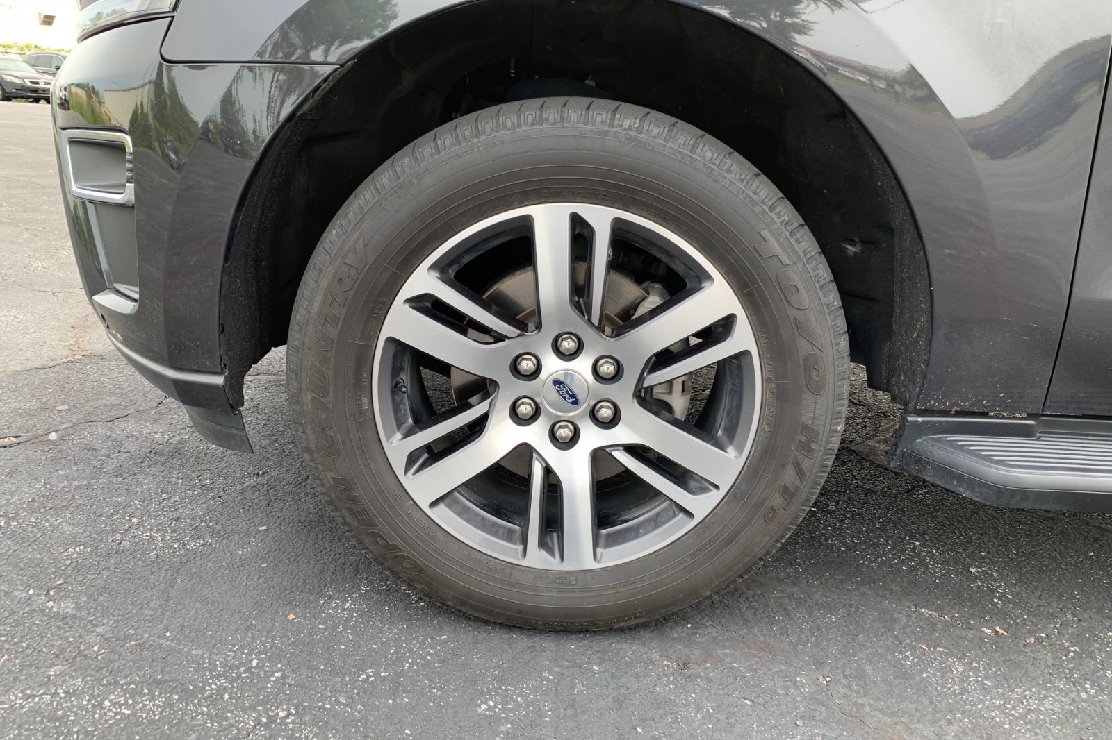 Used 2024 Gray Ford Limited image 9