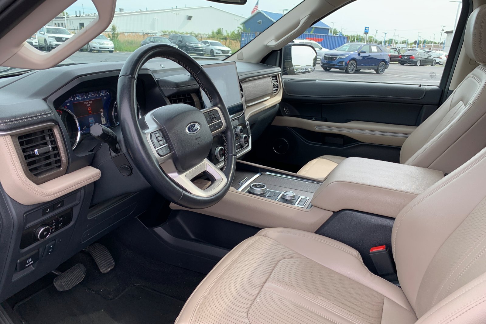 Used 2024 Gray Ford Limited image 12