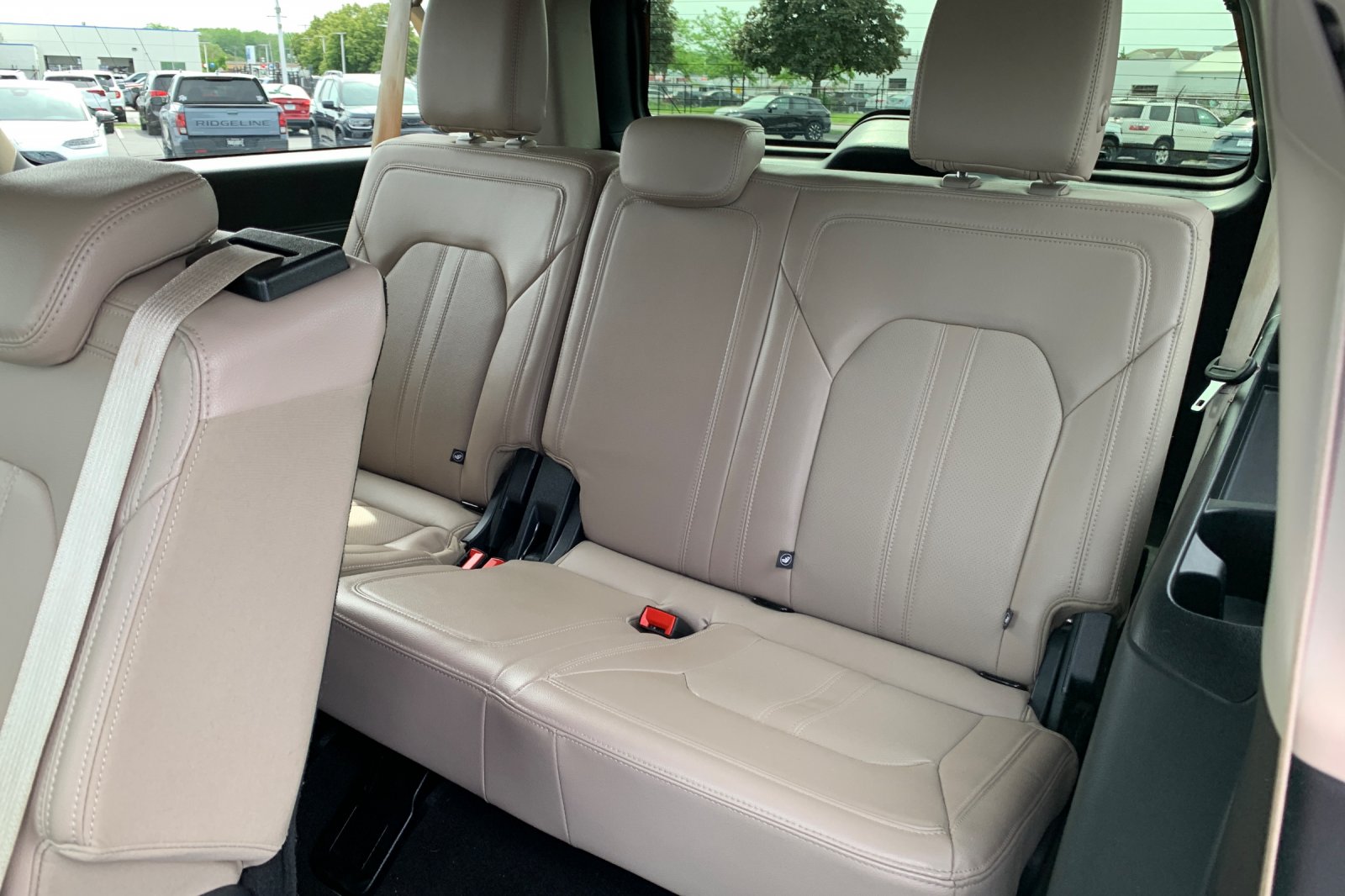 Used 2024 Gray Ford Limited image 19