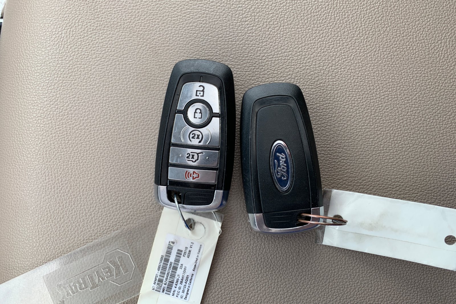 Used 2024 Gray Ford Limited image 11
