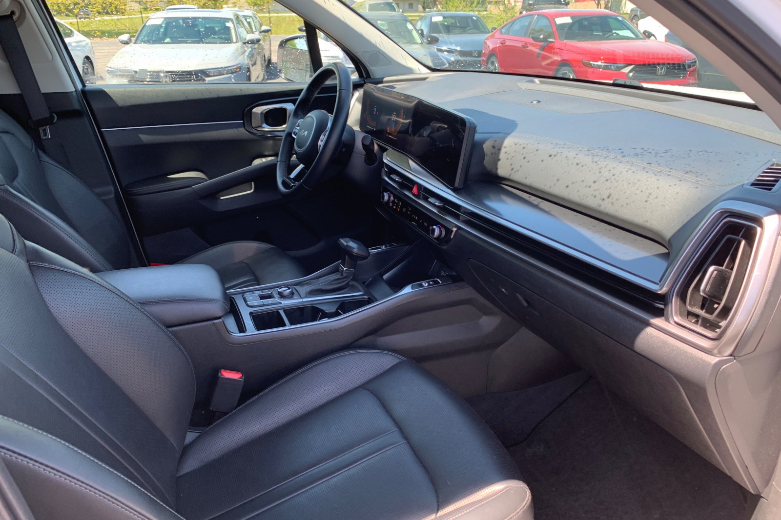 Used 2024 White Pearl Kia S image 21