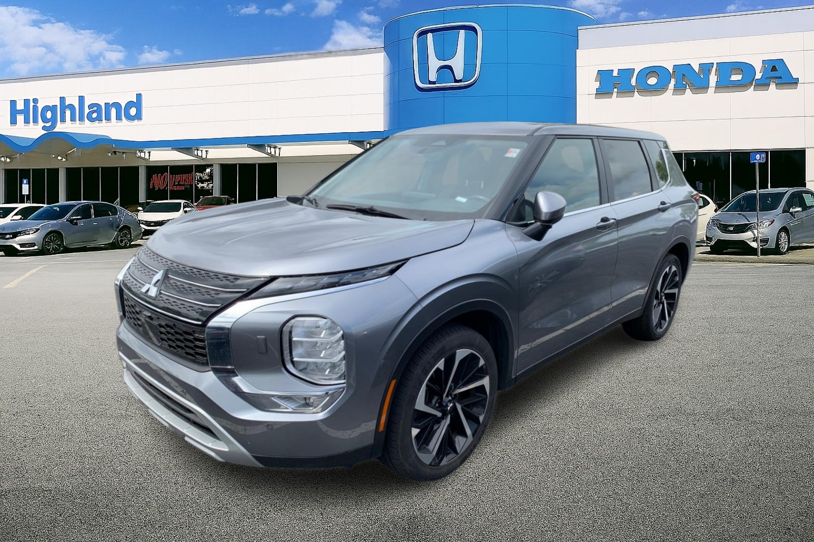 2024 Mitsubishi Outlander SE S-AWC's photo