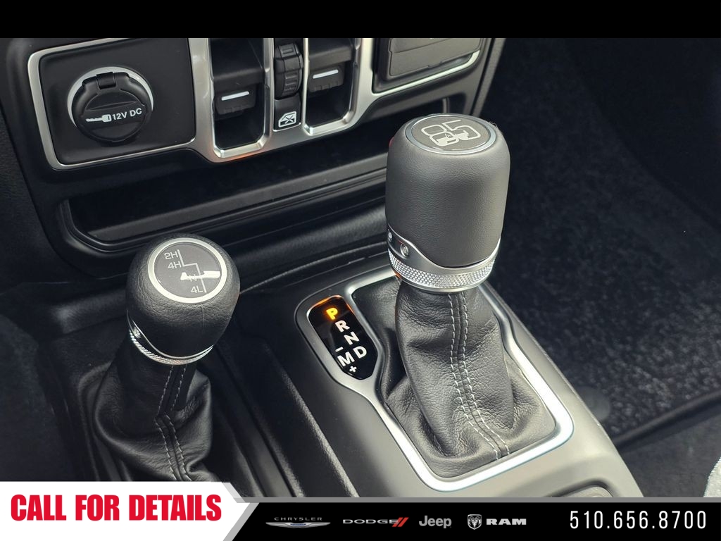 New 2026 Granite Crystal Metallic Clearcoat Jeep 85th Anniversary Edition image 19