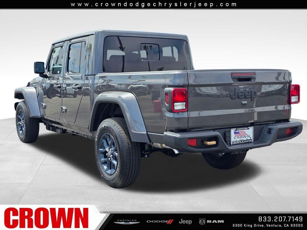 New 2026 Granite Crystal Metallic Clearcoat Jeep 85th Anniversary Edition image 28