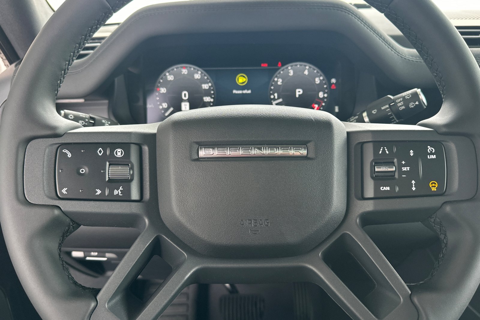 New 2026 Carpathian Grey Land Rover X-Dynamic SE image 24