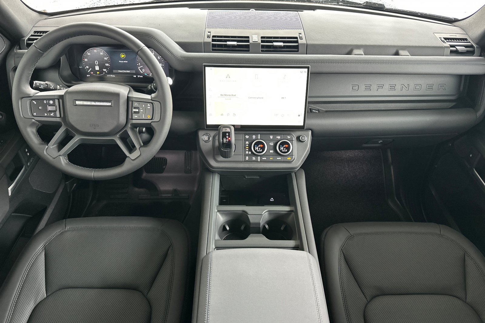 New 2026 Carpathian Grey Land Rover X-Dynamic SE image 13