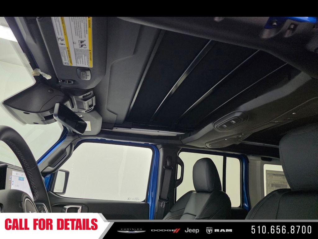 New 2026 Hydro Blue Pearl-Coat Exterior Paint Jeep Sahara image 10