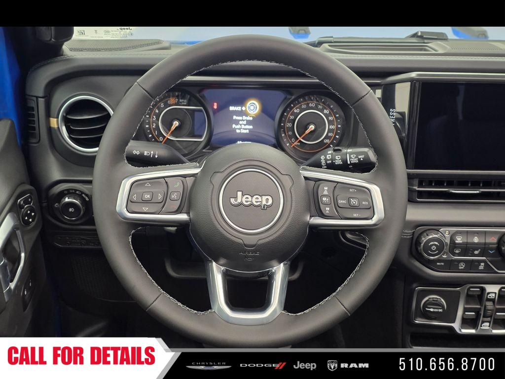New 2026 Hydro Blue Pearl-Coat Exterior Paint Jeep Sahara image 12