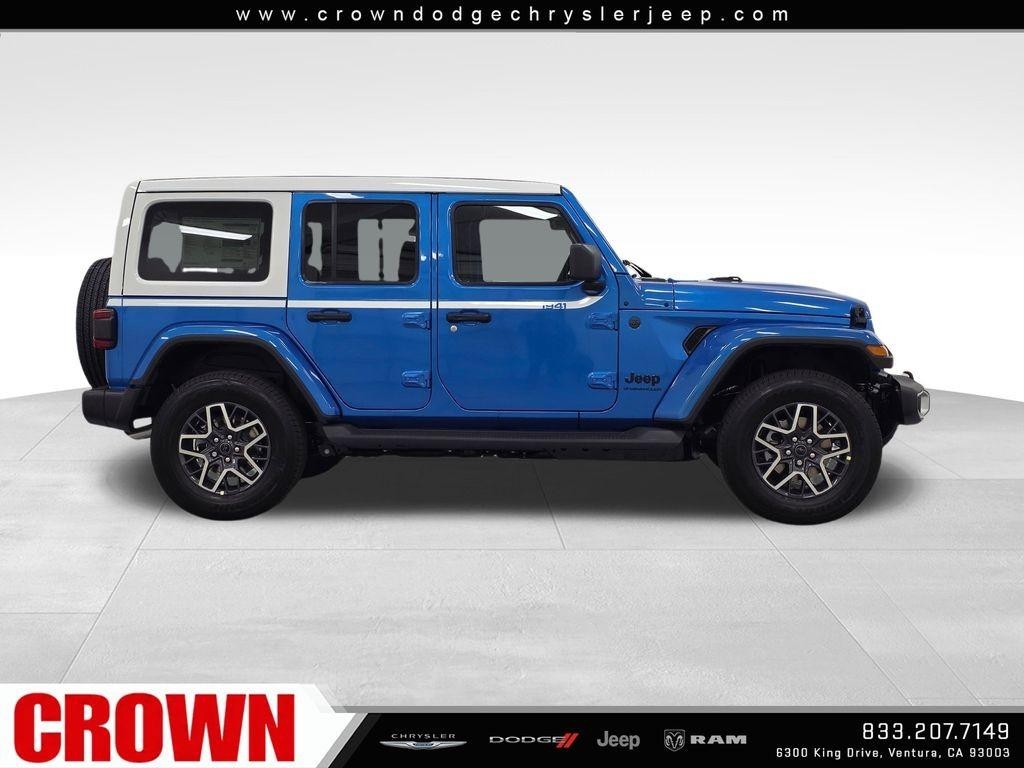 New 2026 Hydro Blue Pearl-Coat Exterior Paint Jeep Sahara image 29