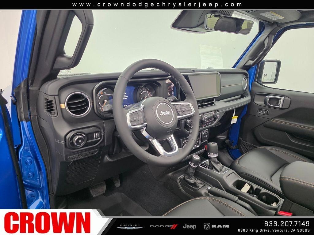 New 2026 Hydro Blue Pearl-Coat Exterior Paint Jeep Sahara image 43