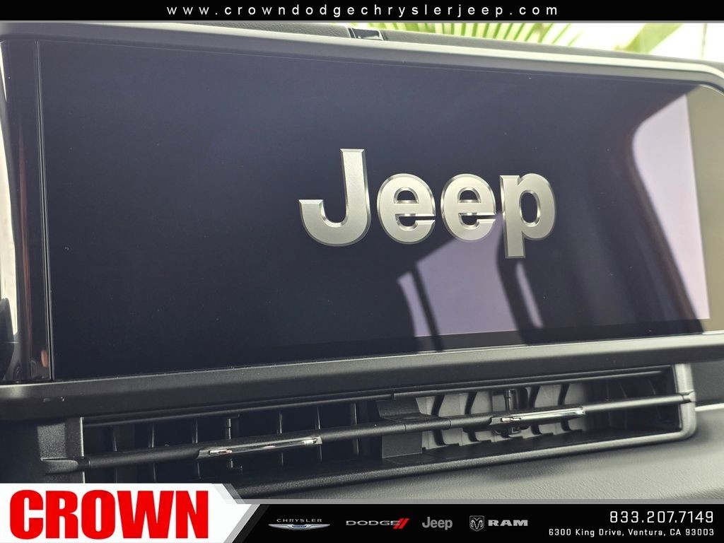 New 2026 Hydro Blue Pearl-Coat Exterior Paint Jeep Sahara image 47