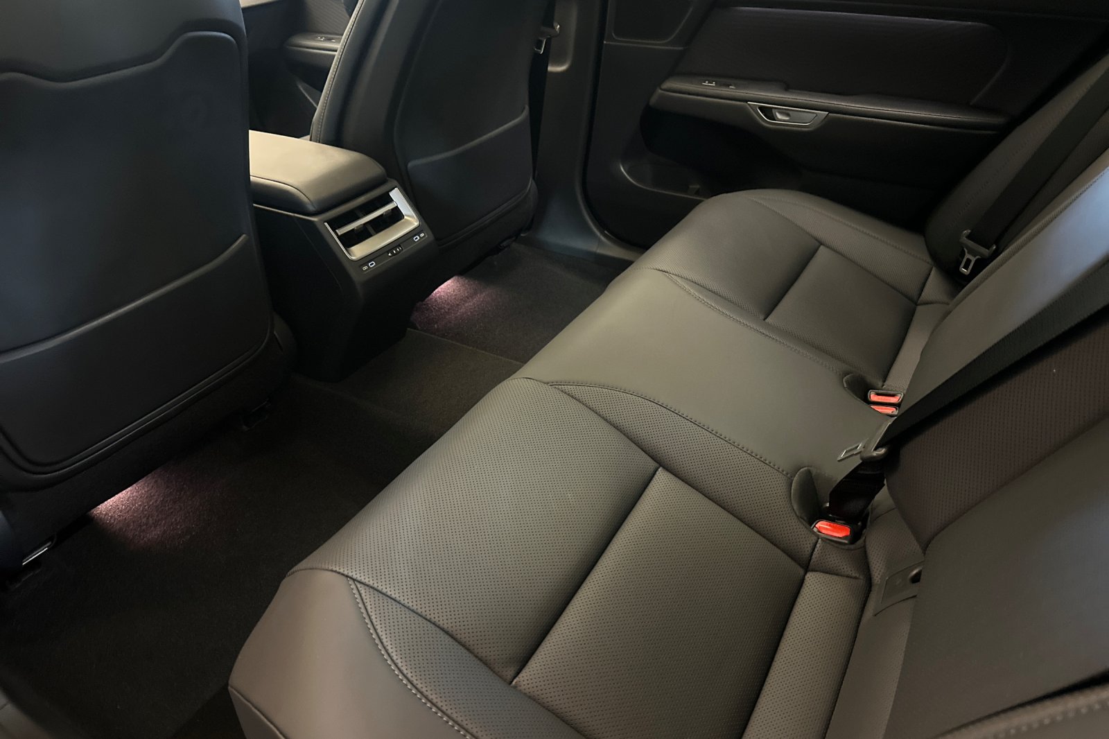 New 2026 Cloudburst Gray Lexus ES 350e PREMIUM image 12