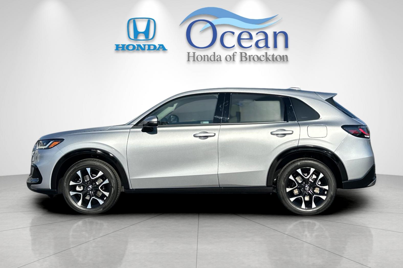 New 2026 Platinum White Pearl Honda EX-L image 2