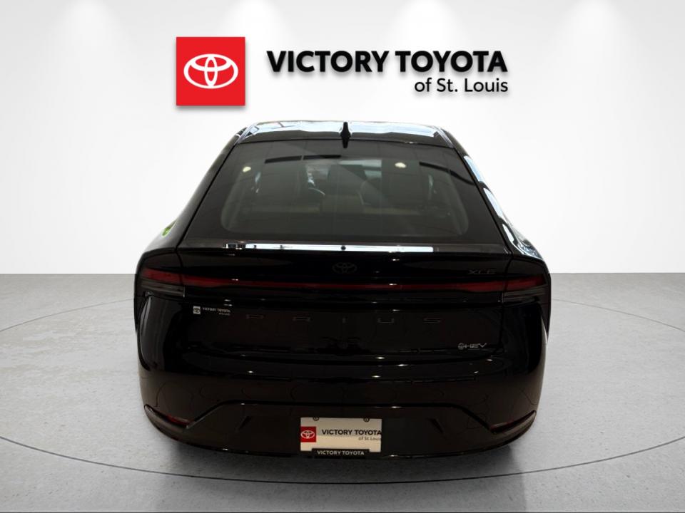 Used 2024 Black Toyota XLE image 4