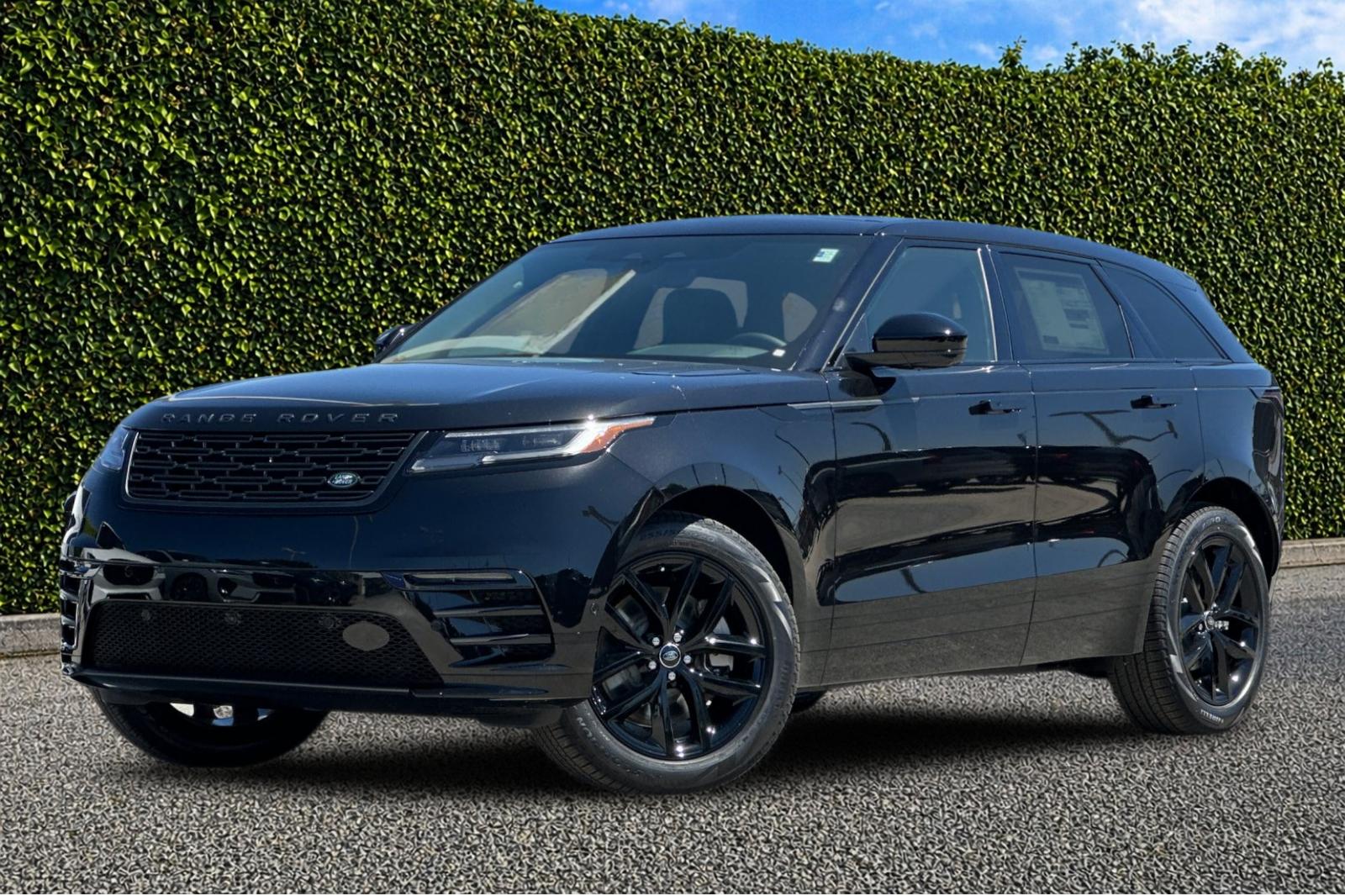 2026 Land Rover Range Rover Velar P250 Dynamic SE's photo