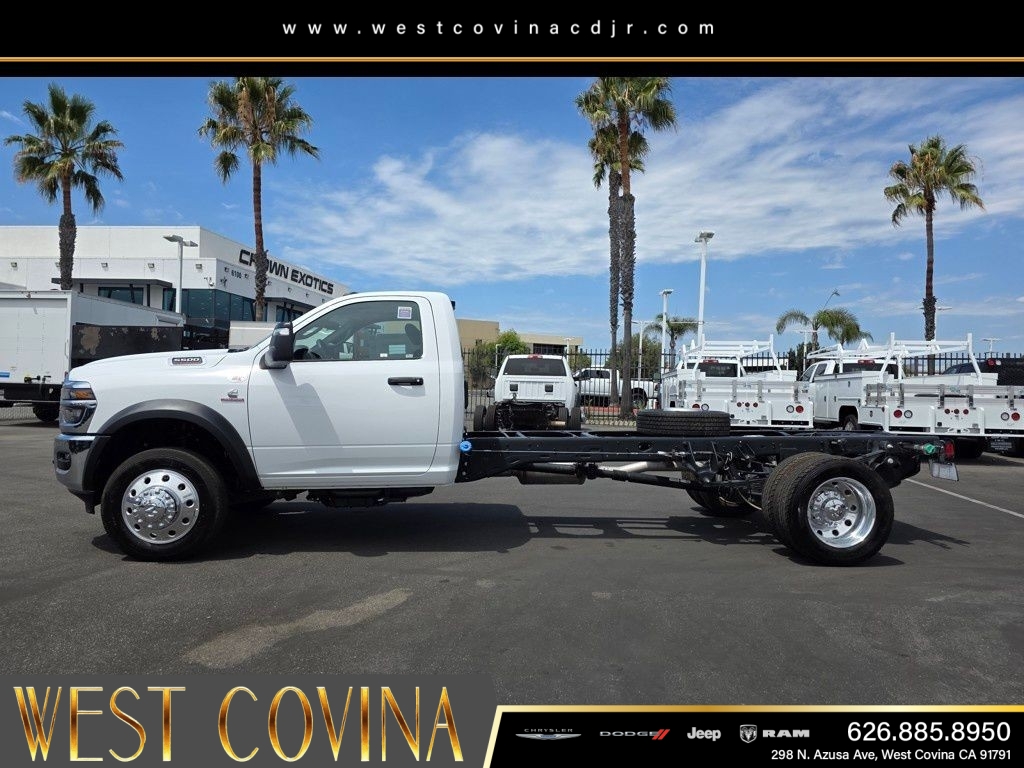 New 2026 Bright White Clear-Coat Exterior Paint RAM Tradesman image 6