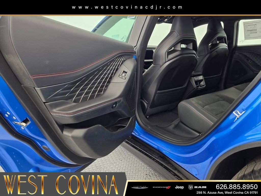 New 2026 Bludicrous Exterior Paint Dodge R/T Scat Pack image 13