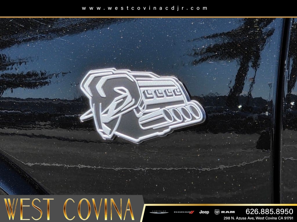 New 2026 Diamond Black Crystal Pearl-Coat Exterior Paint RAM Big Horn/Lone Star image 11