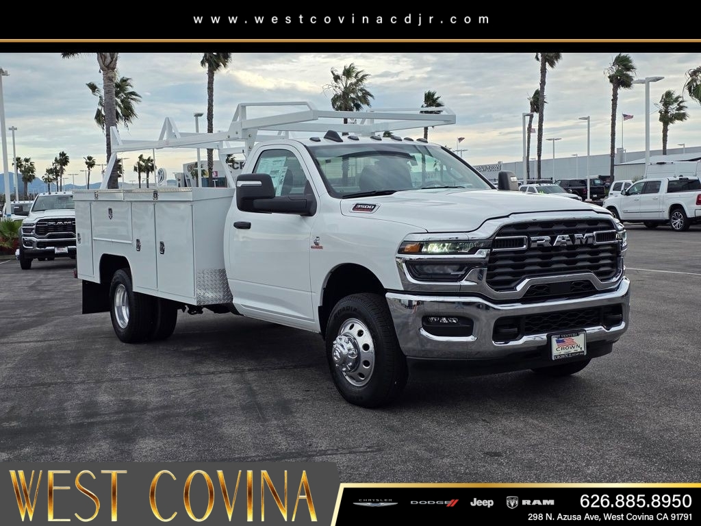New 2025 Bright White Clear-Coat Exterior Paint RAM Tradesman image 3