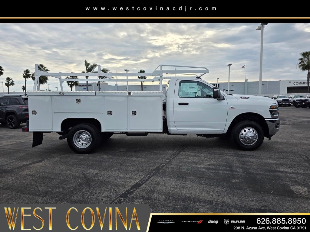 New 2025 Bright White Clear-Coat Exterior Paint RAM Tradesman image 8