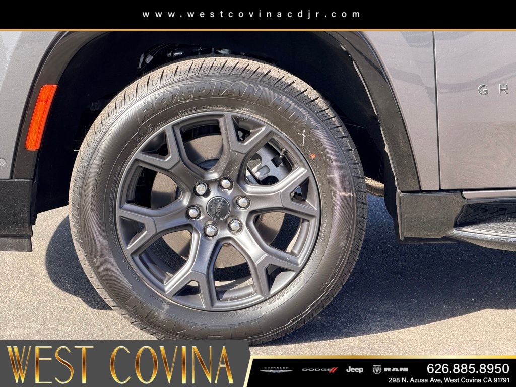 New 2026 Baltic-Gray Metallic Clear-Coat Exterior Paint Jeep Limited Altitude image 8