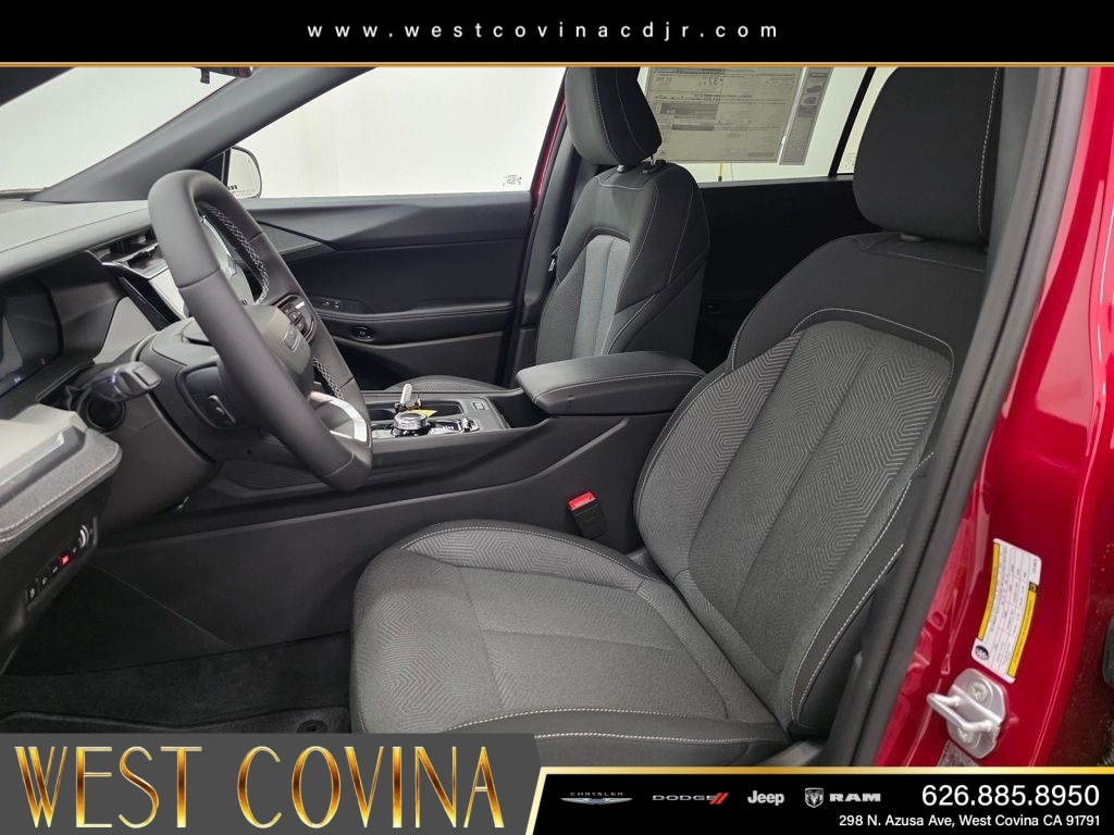 New 2026 Red Hot Pearl-Coat Exterior Paint Jeep Laredo image 16